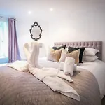 Glen Wynne - Free Off-site Health Club Access With Pool, Sauna, Steam & Gym Short 5 Minute Drive Away