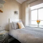 Glen Wynne - Free Off-site Health Club Access With Pool, Sauna, Steam & Gym Short 5 Minute Drive Away Pensjonat