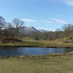 Glen Wynne - Free Off-site Health Club Access With Pool, Sauna, Steam & Gym Short 5 Minute Drive Away