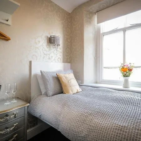 Glen Wynne - Free Off-site Health Club Access With Pool, Sauna, Steam & Gym Gasthuis