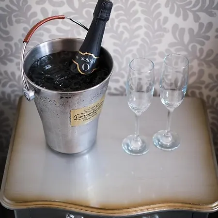 Glen Wynne - Free Off-site Health Club Access With Pool, Sauna, Steam & Gym Short 5 Minute Drive Away 4* ウィンダミア