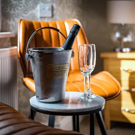 Glen Wynne - Free Off-site Health Club Access With Pool, Sauna, Steam & Gym Gasthuis Windermere