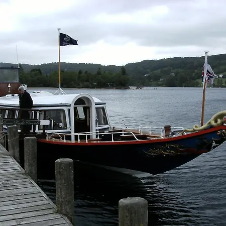 ゲストハウス Glen Wynne - Free Off-site Health Club Access With Pool, Sauna, Steam & Gym Short 5 Minute Drive Away ウィンダミア